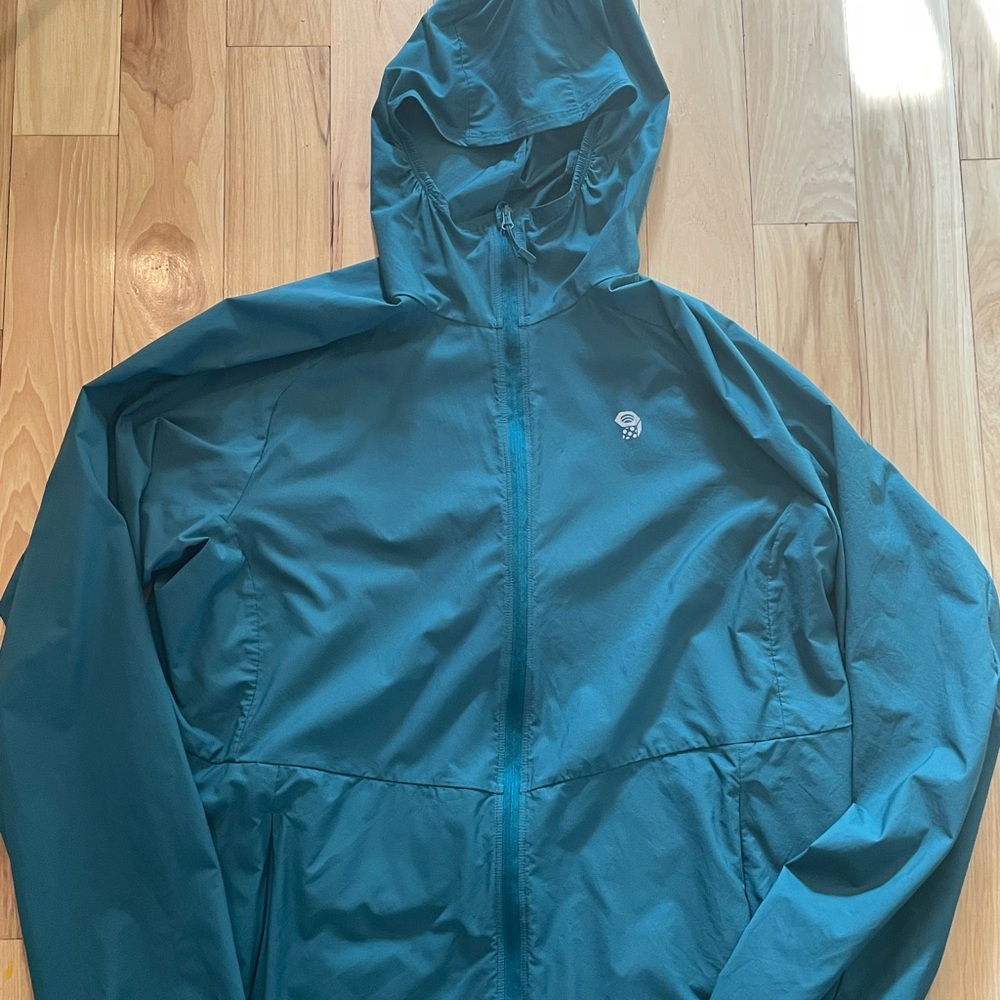 Mountain Hardware Wind Breaker